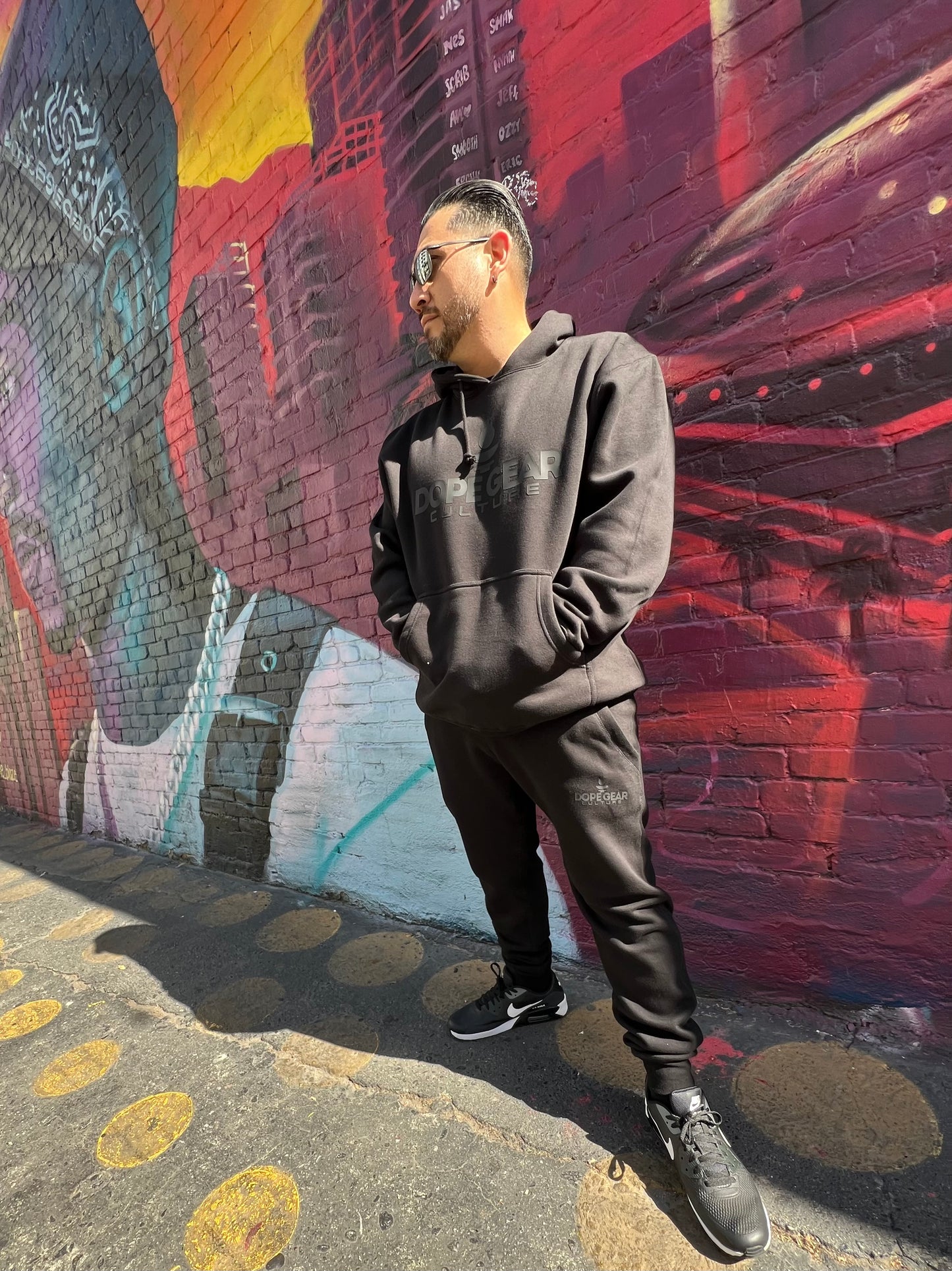 DGC Larger than life Black on black Hoodie